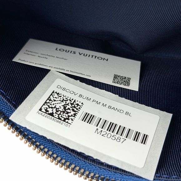 NEW Louis Vuitton Bum Bag Discovery PM Monogram Bandana Bleached Blue M20587 - Picture 12 of 12